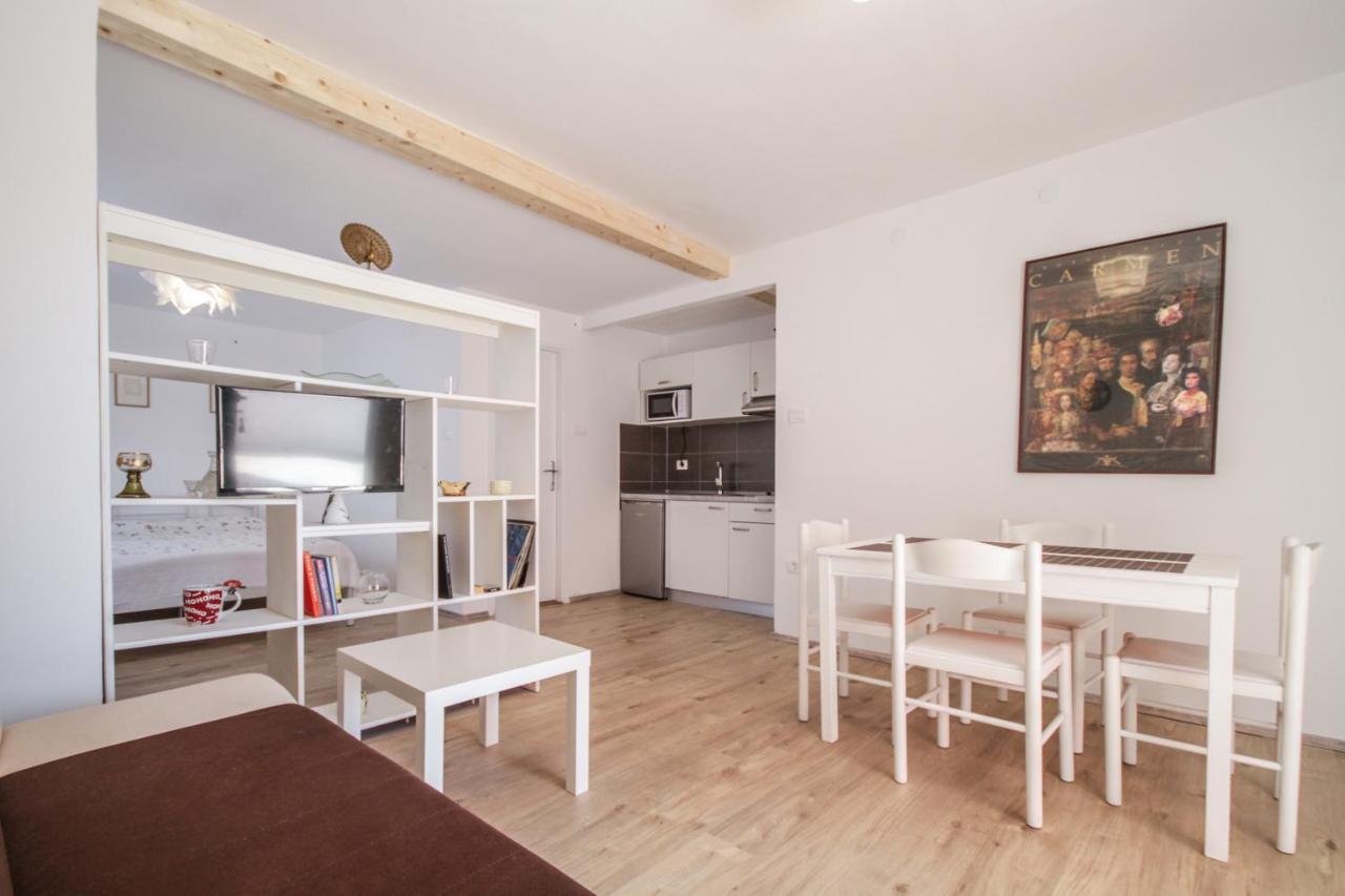 Studio La Boheme Ρόβινι Εξωτερικό φωτογραφία